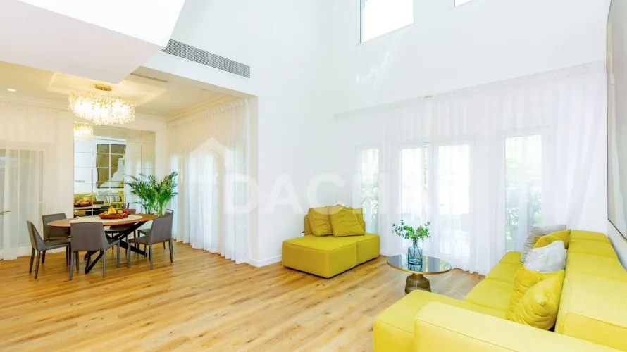 4 bedrooms villa for sale , Canal Cove Villas, Palm Jumeirah, Dubai, UAE No. 3069 № 1