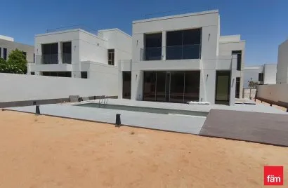 5 bedrooms villa for sale, Jumeirah Park, Dubai, UAE No. 3135