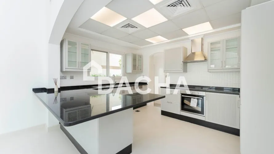 5 bedrooms villa for sale, Meadows, Dubai, UAE No. 3200 № 10