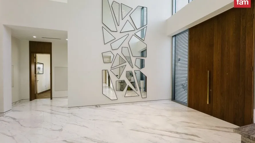 7 bedrooms villa for sale, Dubai, UAE No. 3099 № 2