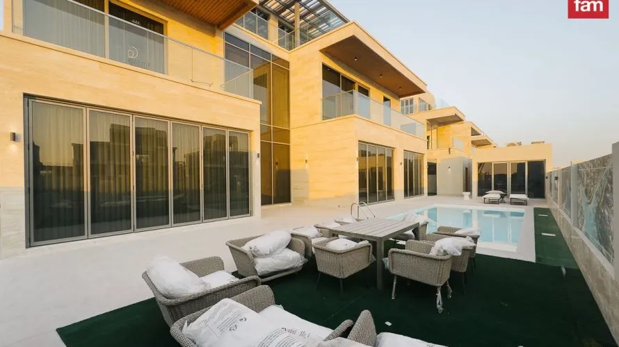 7 bedrooms villa for sale, Dubai, UAE No. 3099 № 24