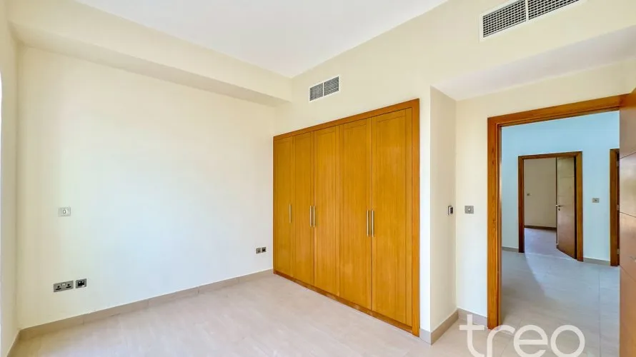 4 bedrooms villa for sale, Legacy, Jumeirah Park, Dubai, UAE No. 3473 № 7
