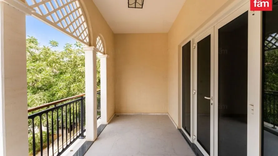 5 bedrooms villa for sale, Dubai, UAE No. 3258 № 8
