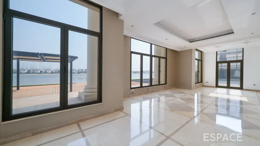 9 bedrooms villa for sale, Palm Jumeirah, Dubai, UAE No. 3675 № 13