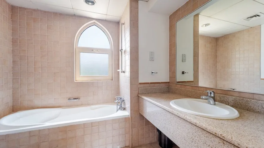 4 bedrooms villa for sale, Jumeirah Islands, Dubai, UAE No. 3512