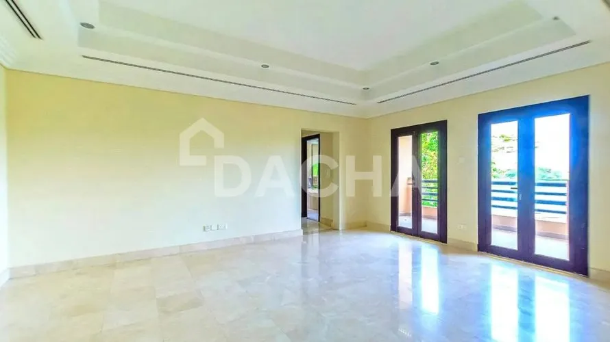 6 bedrooms villa for sale, Meadows, Dubai, UAE No. 3281 № 1