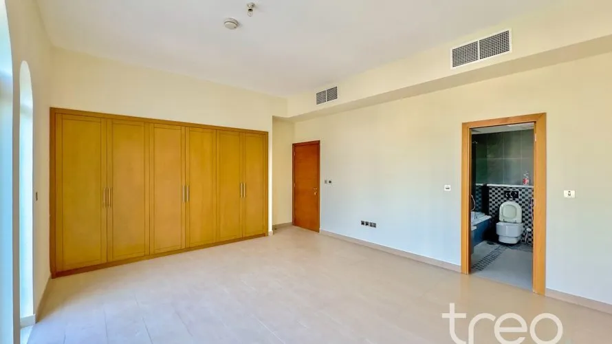 4 bedrooms villa for sale, Legacy, Jumeirah Park, Dubai, UAE No. 3472 № 6