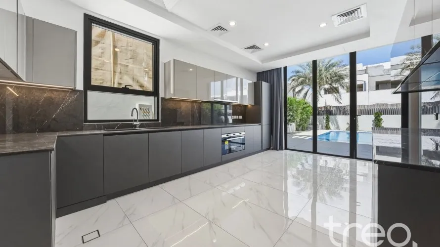 5 bedrooms villa for sale, Jumeirah Park, Dubai, UAE No. 3463 № 20