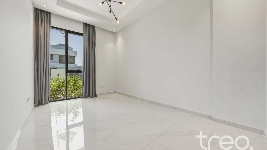 5 bedrooms villa for sale, Jumeirah Park, Dubai, UAE No. 3463 № 17