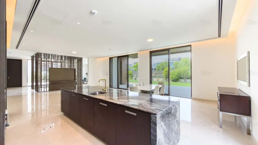 5 bedrooms villa for sale, Dubai Hills Estate, Dubai, UAE No. 3226 № 1