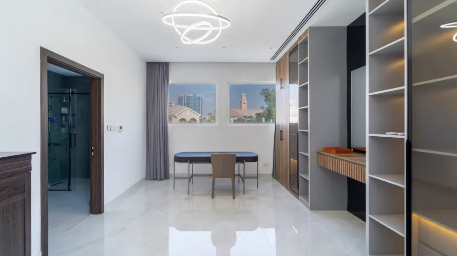7 bedrooms villa for sale, Dubai, UAE No. 3524 № 12