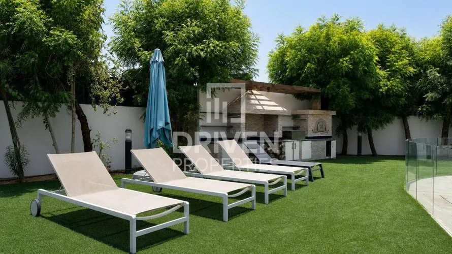 7 bedrooms villa for sale, The Villa, Dubai, UAE No. 3865 № 23