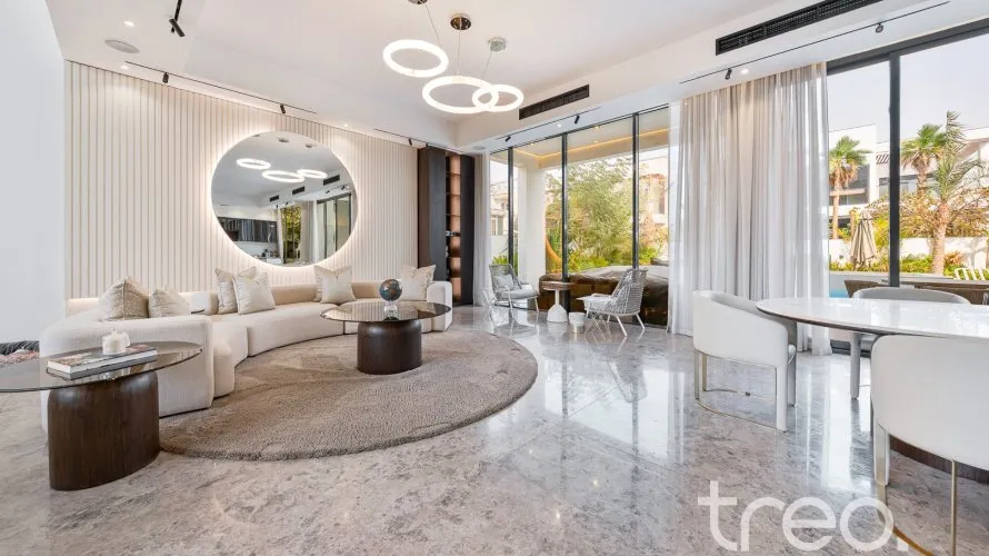 6 bedrooms villa for sale, Jumeirah Park, Dubai, UAE No. 3827 № 23