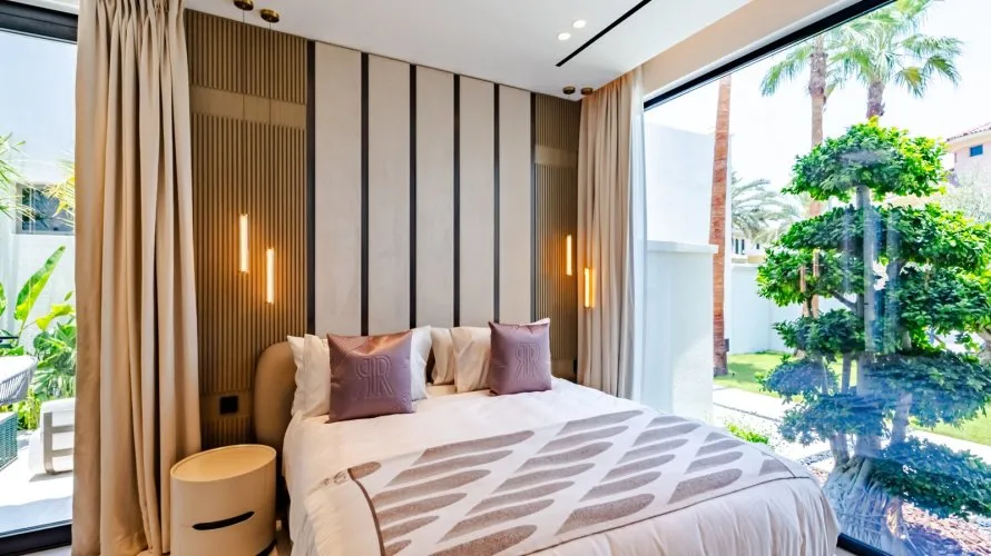 4 bedrooms villa for sale, Palm Jumeirah, Dubai, UAE No. 3795 № 14