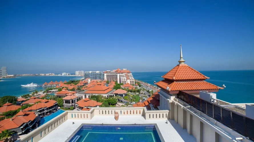 4 bedrooms villa for sale, Palm Jumeirah, Dubai, UAE No. 4256 № 1