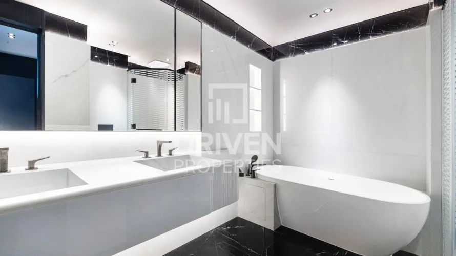 4 bedrooms apartment for sale, Business Bay, Dubai, UAE No. 4372 № 12