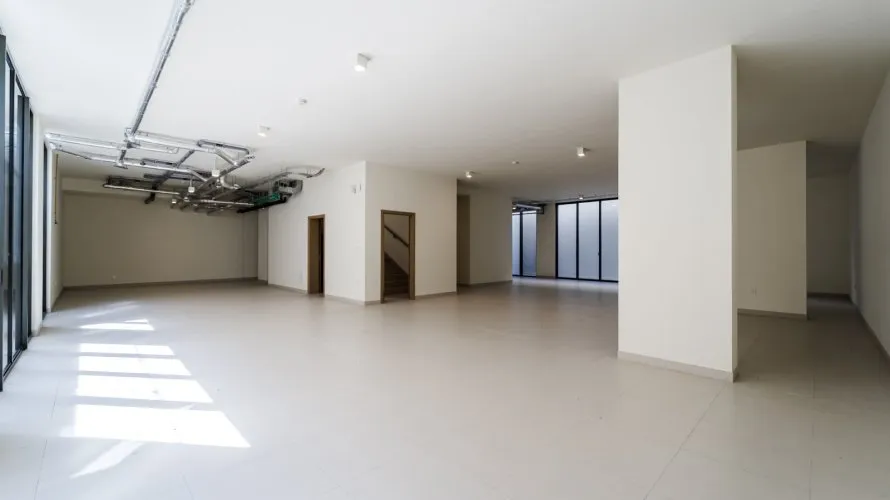 5 bedrooms villa for sale, Dubai, UAE No. 3797