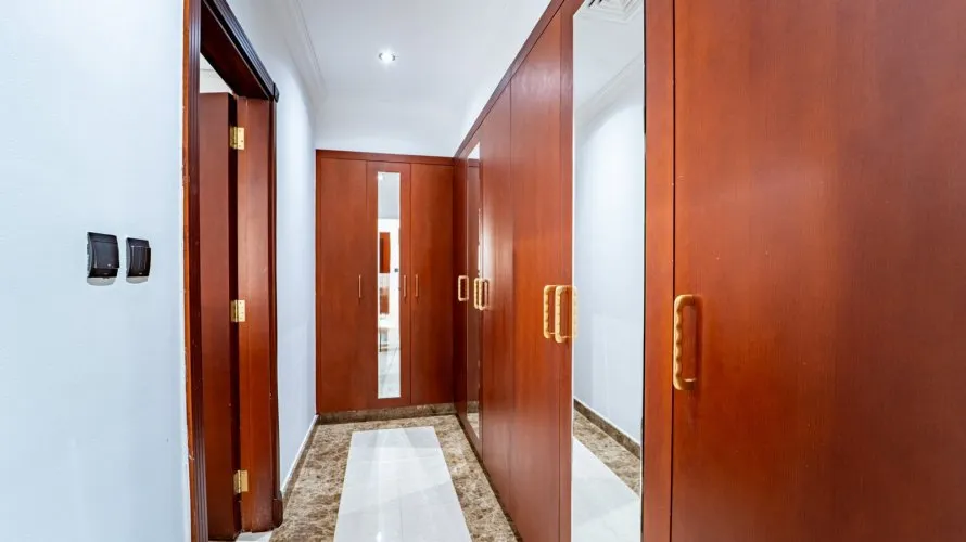 5 bedrooms villa for sale, Dubai, UAE No. 4479 № 18