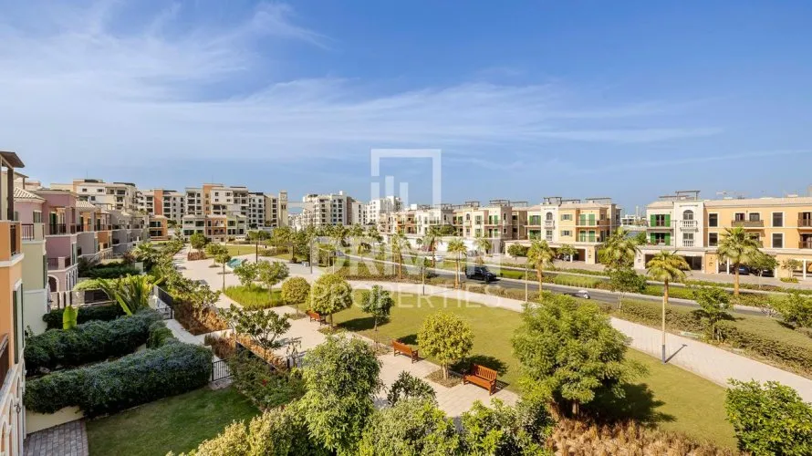 4 bedrooms townhouse for sale, Jumeirah, Dubai, UAE No. 4377 № 2