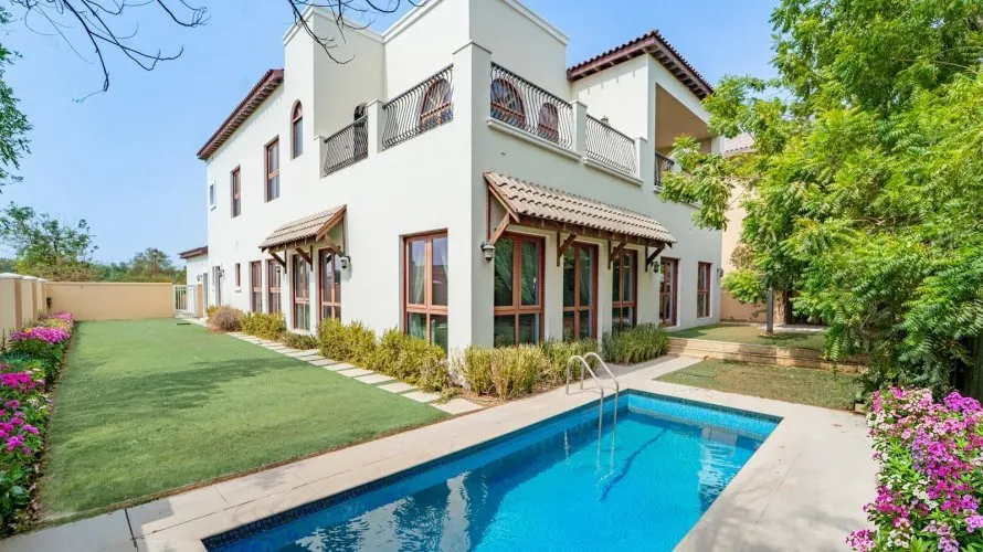 5 bedrooms villa for sale, Dubai, UAE No. 4479 № 1
