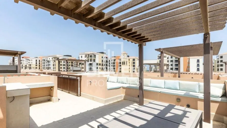 4 bedrooms villa for sale, Jumeirah, Dubai, UAE No. 3861 № 3