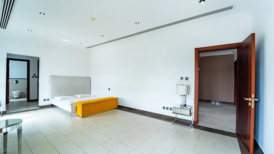 5 bedrooms villa for sale, Dubai, UAE No. 4479 № 24