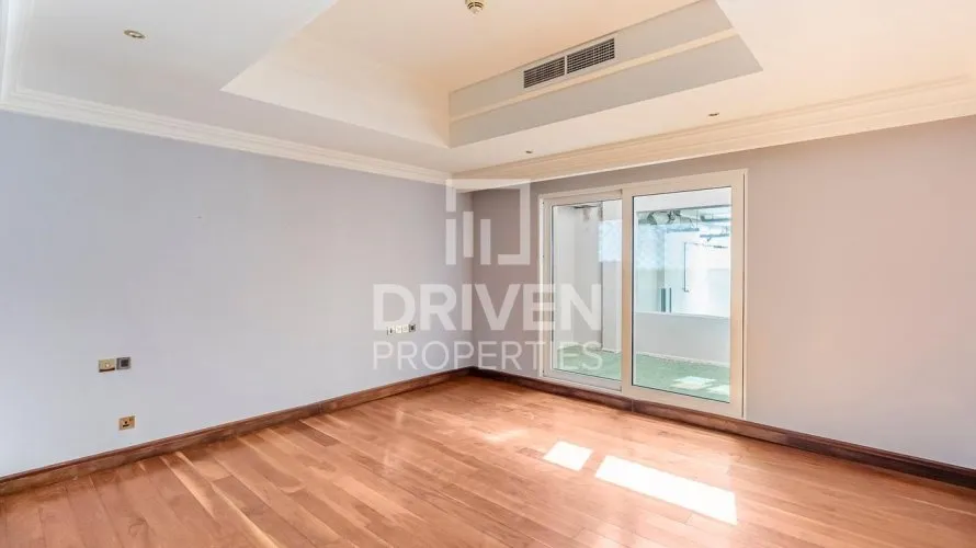 4 bedrooms villa for sale, The Crescent, Palm Jumeirah, Dubai, UAE No. 4097 № 13