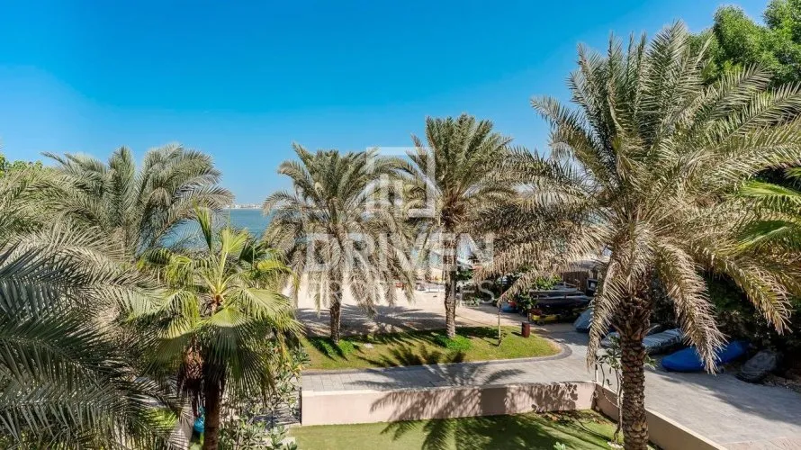 4 bedrooms villa for sale, The Crescent, Palm Jumeirah, Dubai, UAE No. 4097 № 6