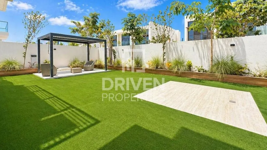 5 bedrooms villa for sale, District One, Mohammed Bin Rashid City, Dubai, UAE No. 4291 № 1