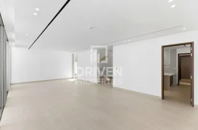 5 bedrooms villa for sale, Jumeirah Park, Dubai, UAE No. 4350
