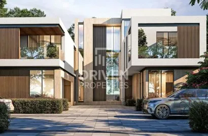 5 bedrooms villa for sale, Dubai, UAE No. 3853