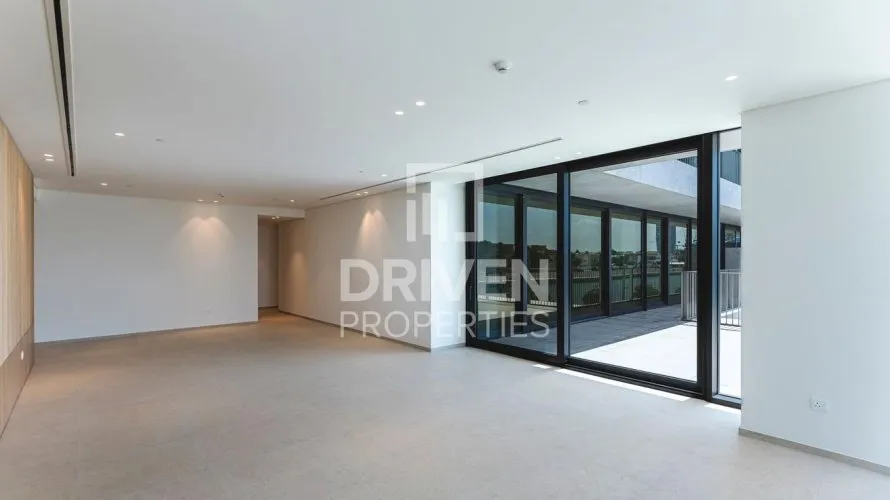 4 bedrooms apartment for sale, Jumeirah, Dubai, UAE No. 4106 № 2