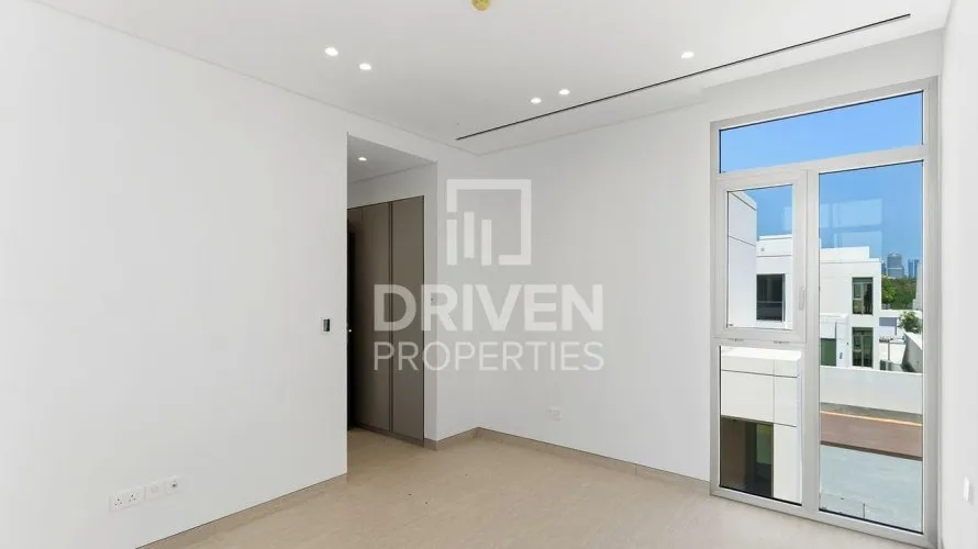 5 bedrooms villa for sale, Jumeirah Park, Dubai, UAE No. 4350 № 3