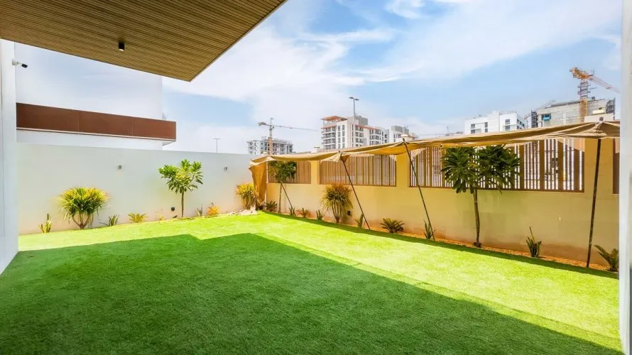 6 bedrooms villa for sale, Dubai, UAE No. 4711 № 22