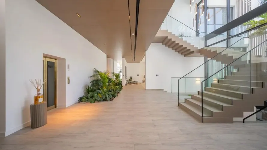 7 bedrooms villa for sale, Al Barari, Dubai, UAE No. 4566 № 2