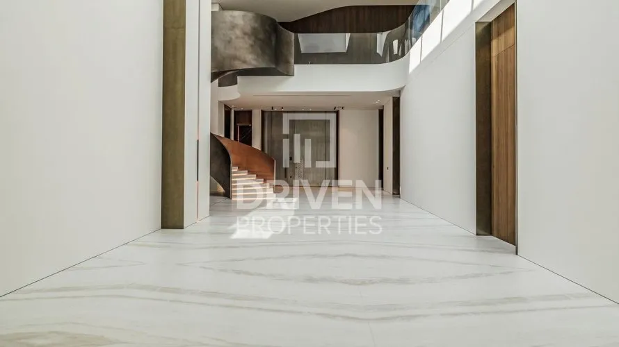 6 bedrooms villa for sale, The Crescent, Palm Jumeirah, Dubai, UAE No. 4621 № 18