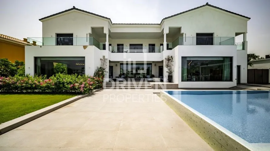 6 bedrooms villa for sale, Signature Villas, Palm Jumeirah, Dubai, UAE No. 4622 № 27