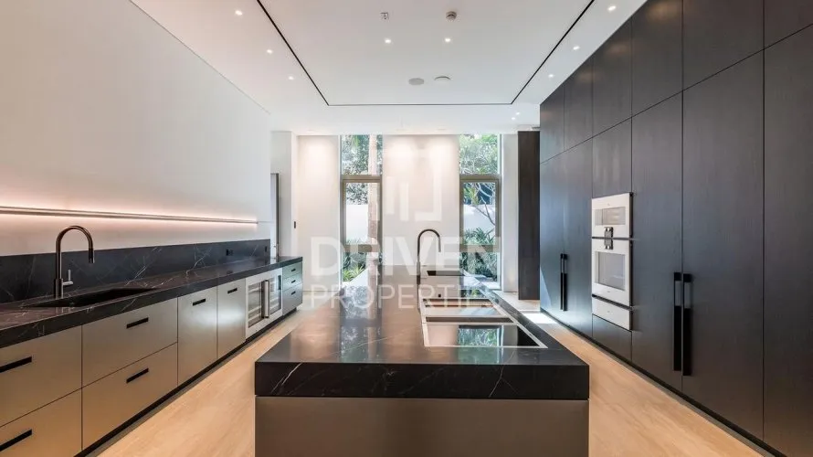 6 bedrooms villa for sale, The Crescent, Palm Jumeirah, Dubai, UAE No. 4621 № 16