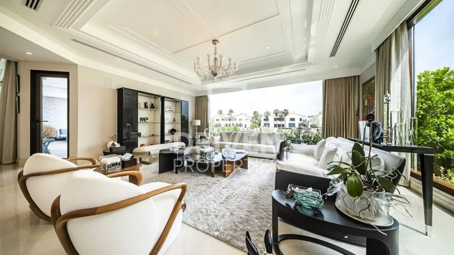 6 bedrooms villa for sale, Signature Villas, Palm Jumeirah, Dubai, UAE No. 4622 № 18