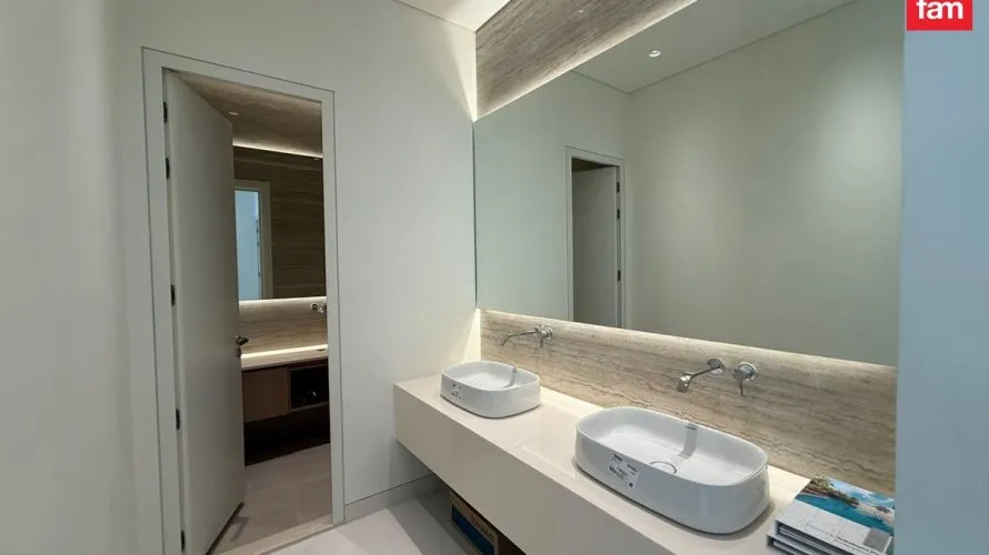 5 bedrooms villa for sale, Dubai, UAE No. 4851 № 8