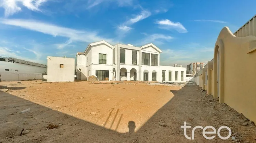 7 bedrooms villa for sale, The Villa, Dubai, UAE No. 4484 № 13