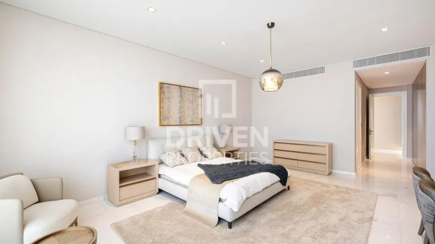 4 bedrooms apartment for sale, The Crescent, Palm Jumeirah, Dubai, UAE No. 4872 № 16