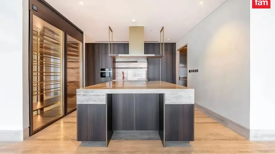 3 bedrooms apartment for sale, Palm Jumeirah, Dubai, UAE No. 4724