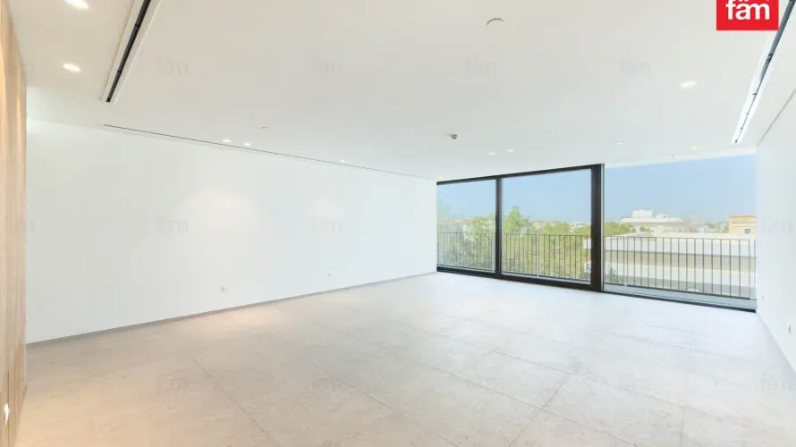 4 bedrooms apartment for sale, Dubai, UAE No. 4543